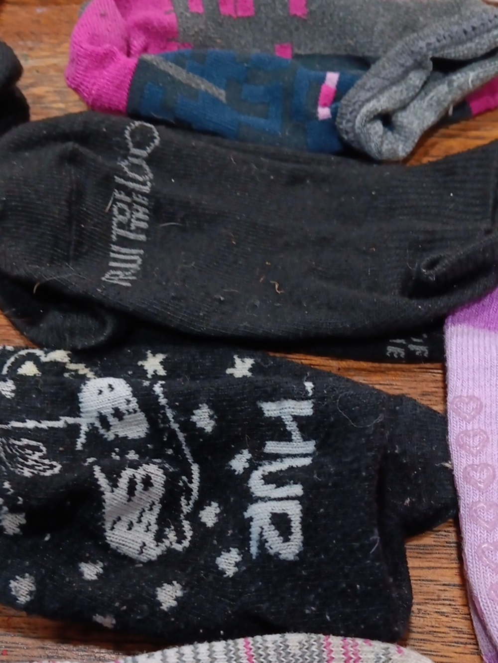 Assorted Girl’s No-Show Socks - Multi Color Pack - Picture 6 of 9